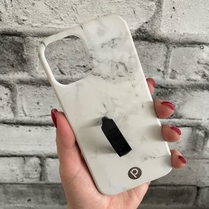 iPhone 12/12 Pro Loopy Case